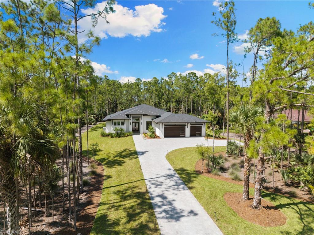 COLLIER WOODS - Residential