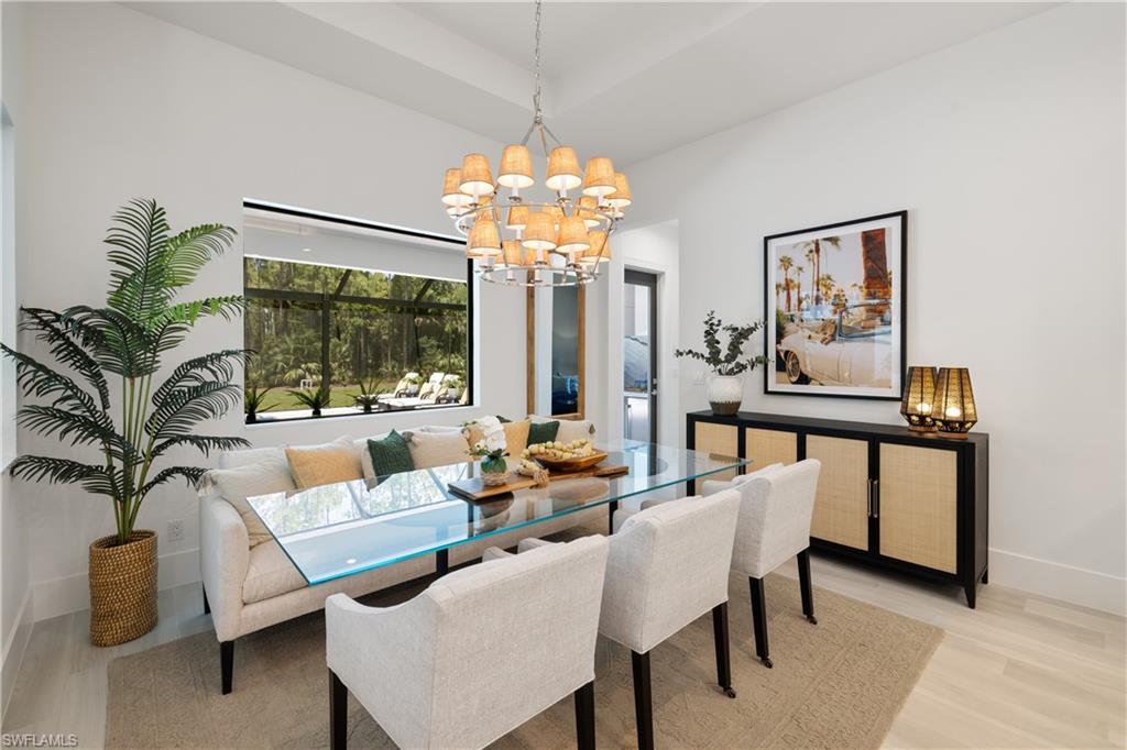 COLLIER WOODS - Residential