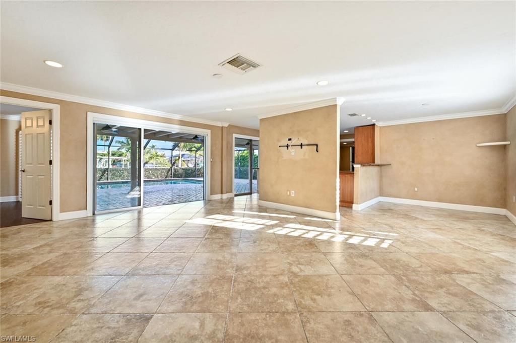 ROYAL HARBOR - Residential