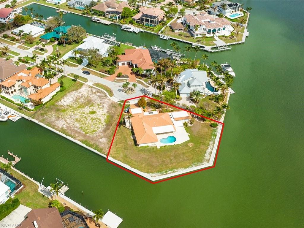 ESTATES - Residential