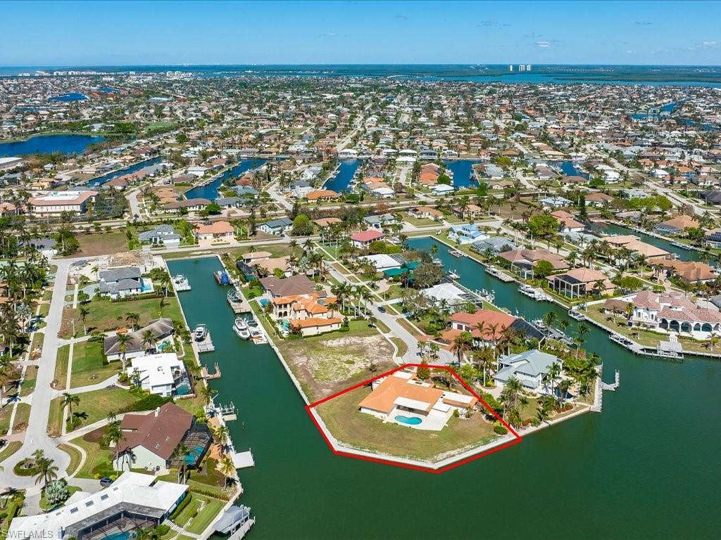 ESTATES - Residential