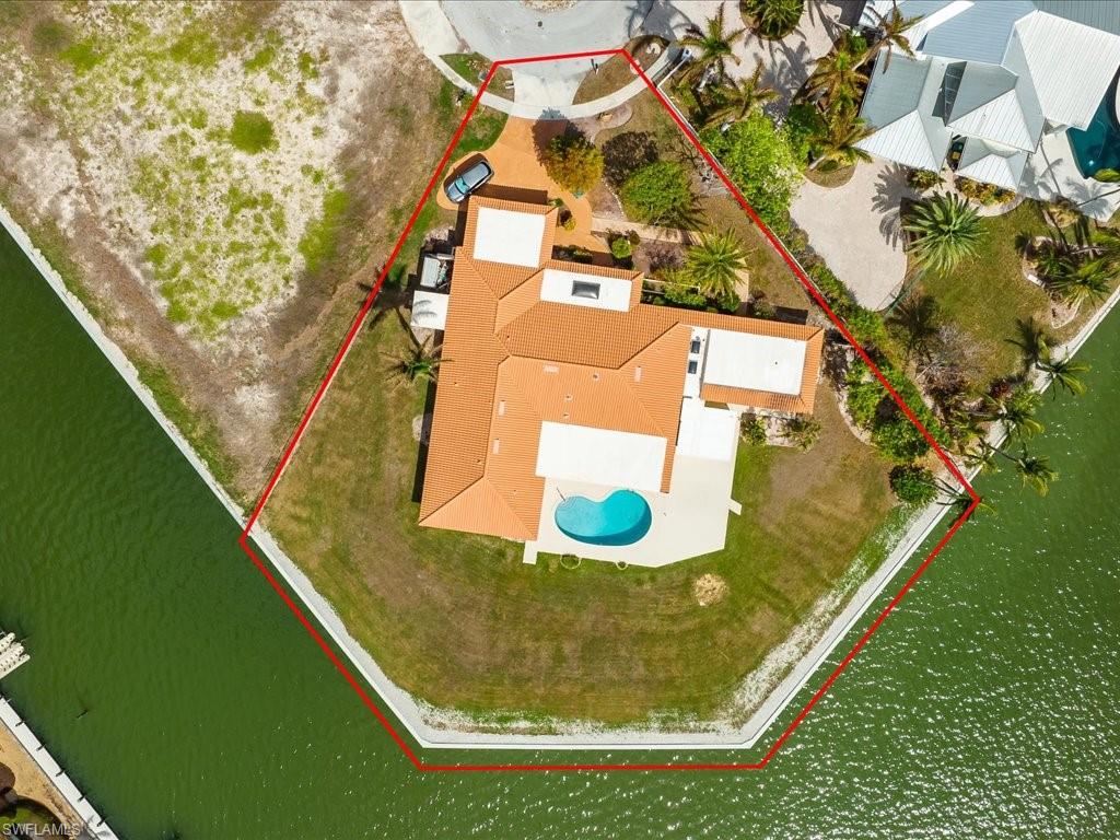 ESTATES - Residential