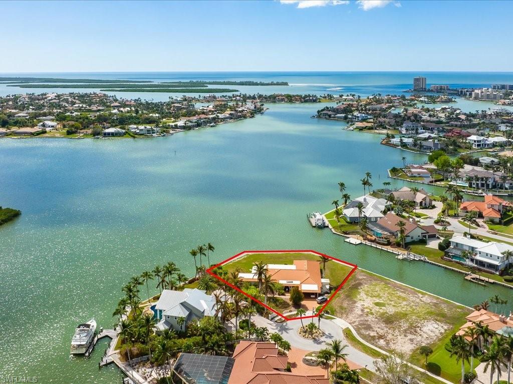 ESTATES - Residential