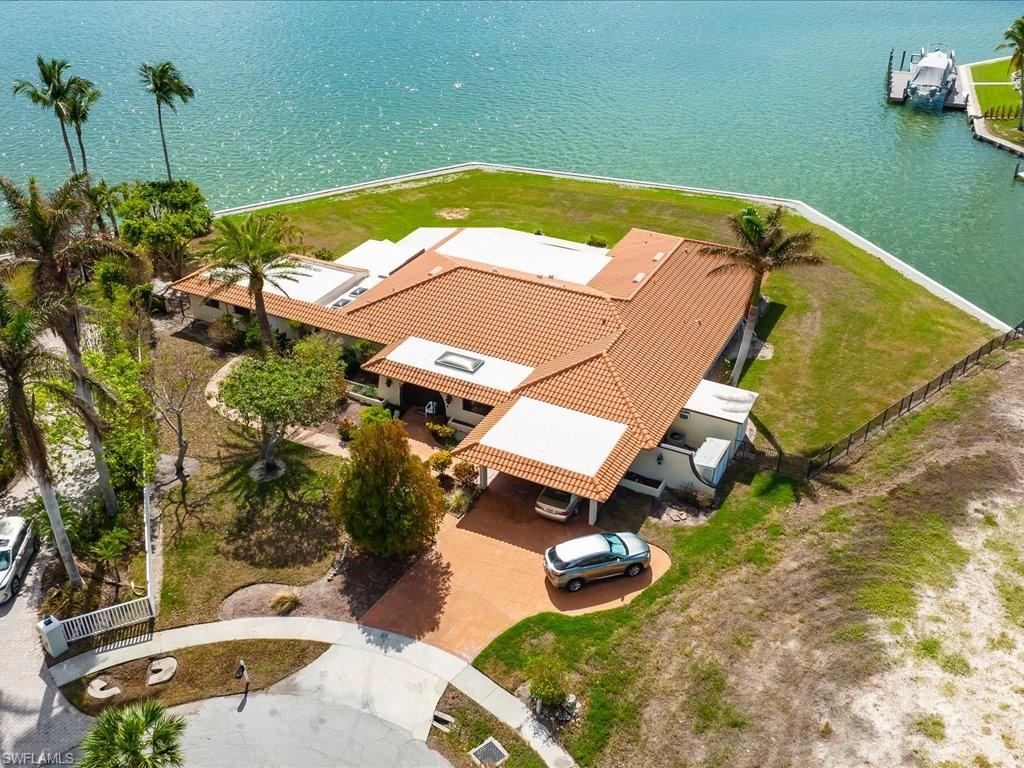 ESTATES - Residential