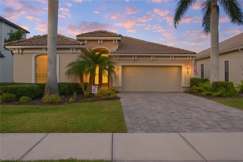 1465 Serrano CIR NAPLES FL 34105