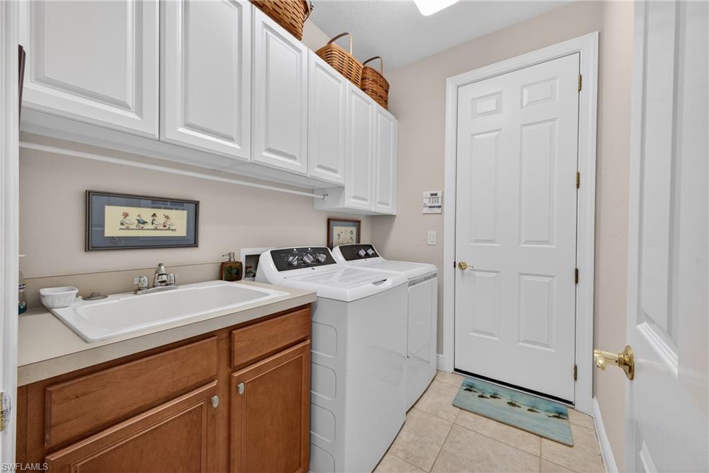 BELLE LAGO - Residential