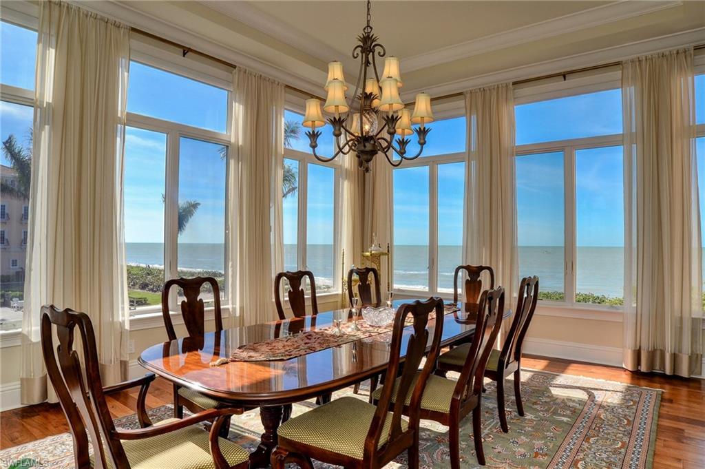 BAREFOOT BEACH - Residential