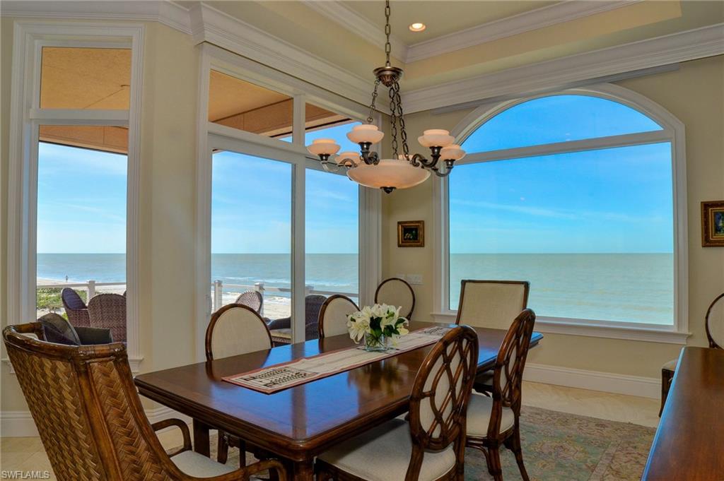 BAREFOOT BEACH - Residential