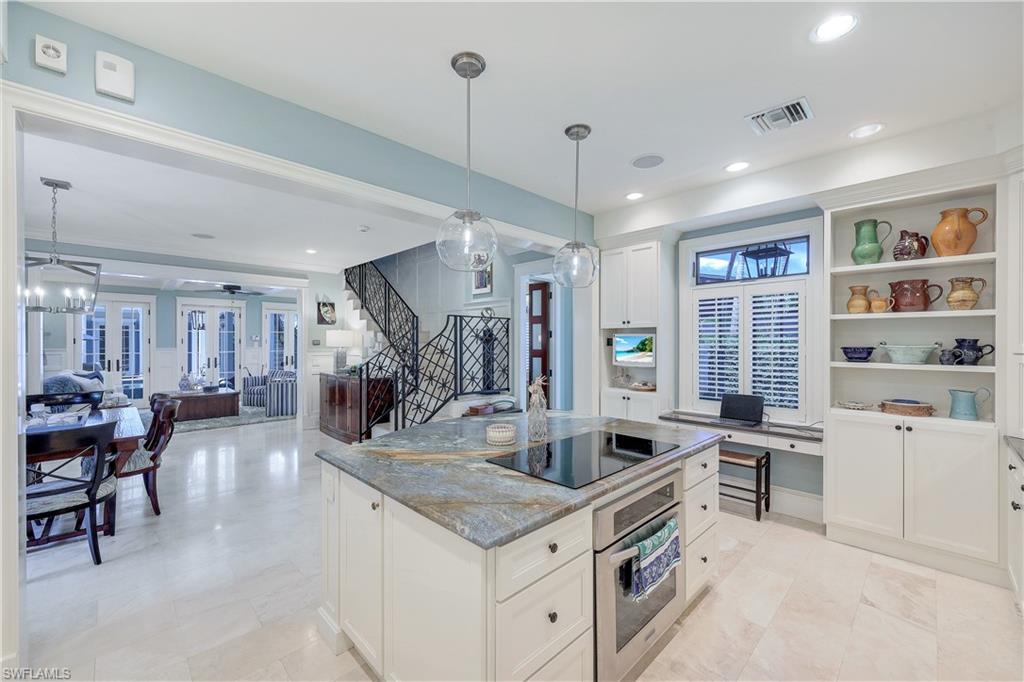 OLDE NAPLES - Residential