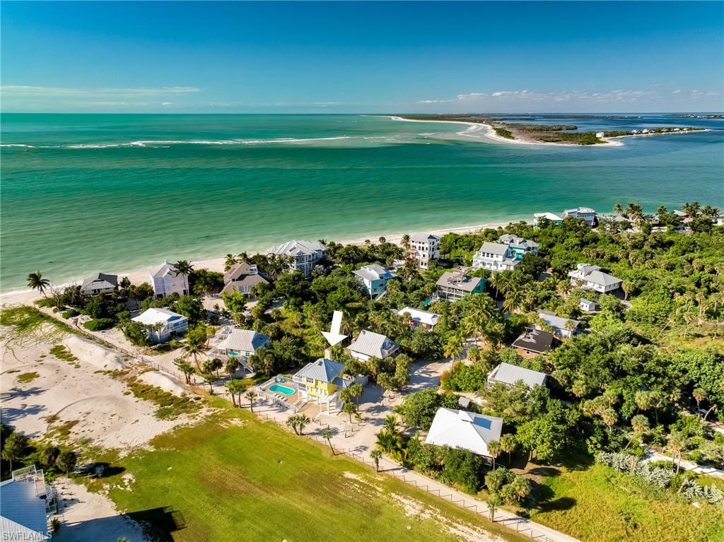 210 White Pelican DR