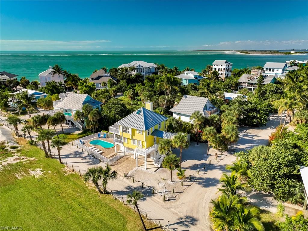 210 White Pelican DR