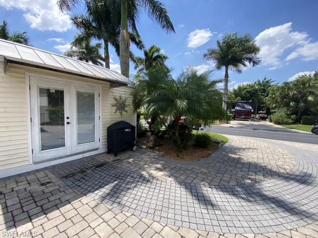 RIVERBEND MOTORCOACH RESORT - Land