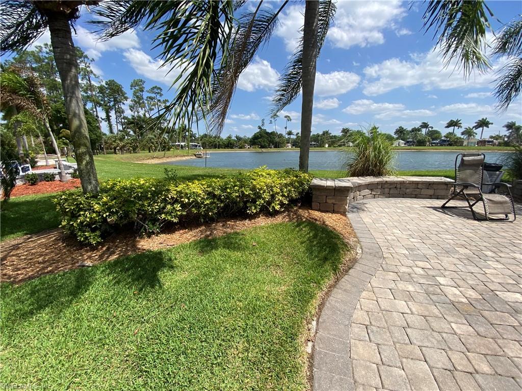 RIVERBEND MOTORCOACH RESORT - Land