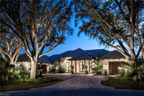 Photo of 702 Tamarind CT, NAPLES, FL 34108 (MLS # 226023417)