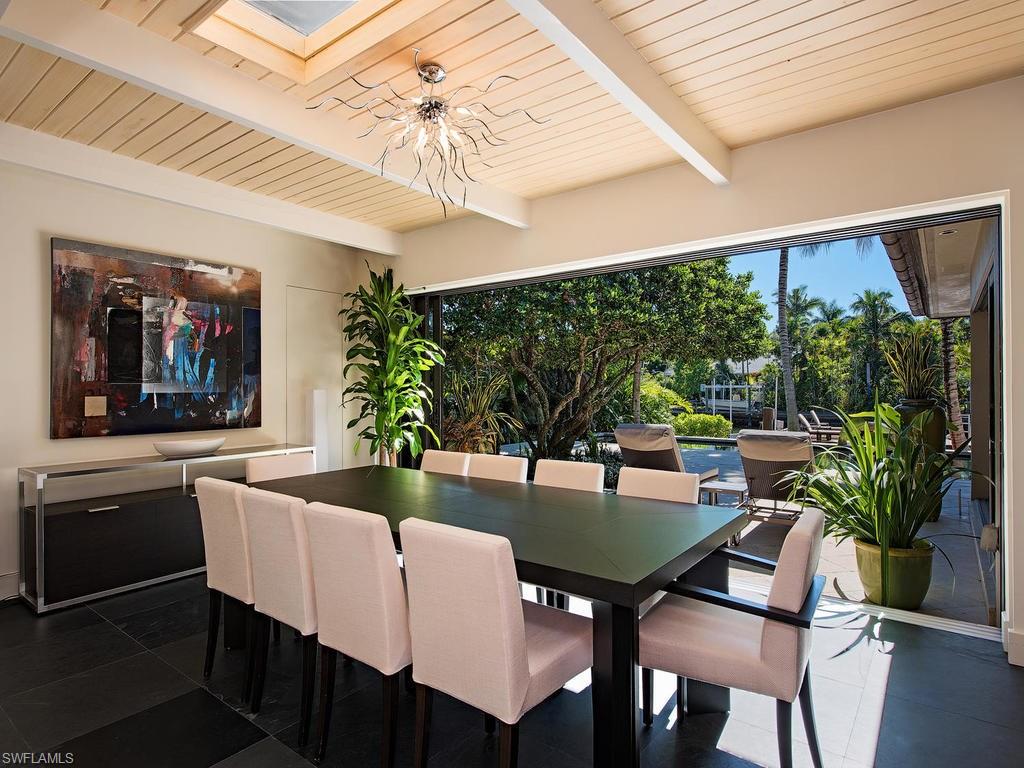 AQUALANE SHORES - Residential