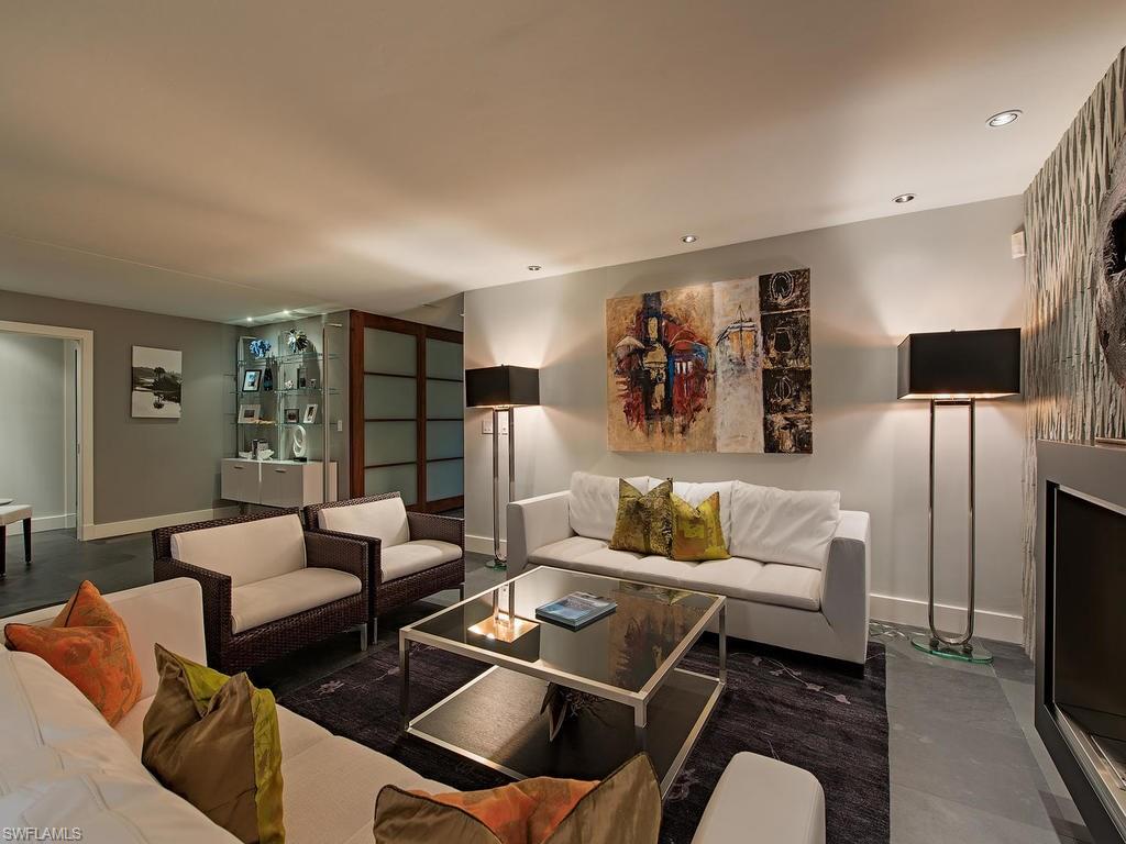 AQUALANE SHORES - Residential