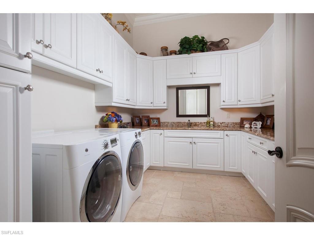 PINE RIDGE - Residential