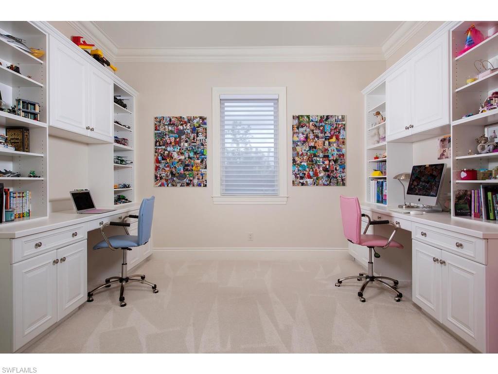 PINE RIDGE - Residential