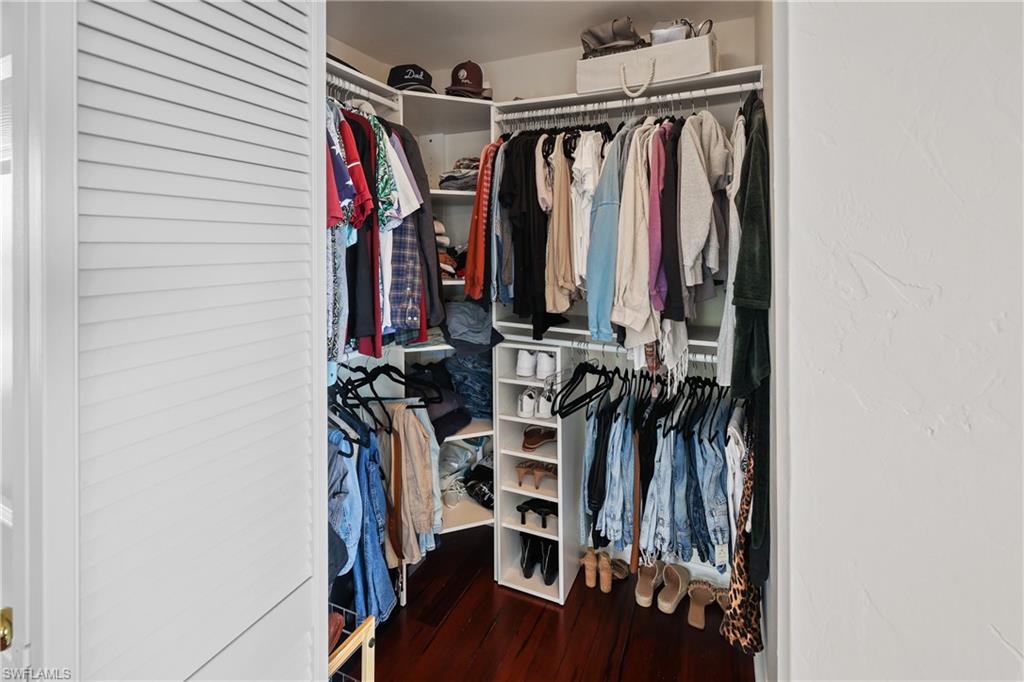 HENDRY CREEK - Residential