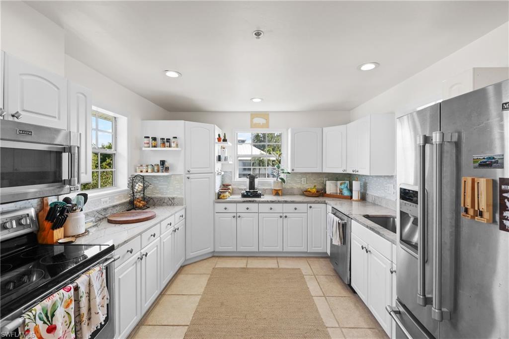 HENDRY CREEK - Residential