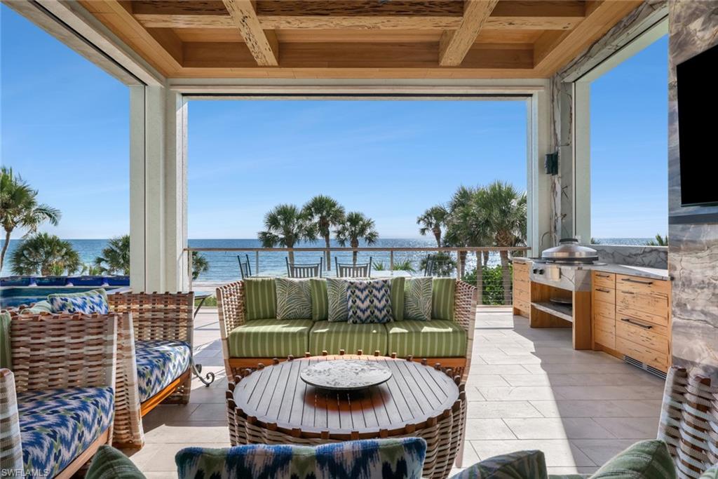 7409 Bay Colony DR