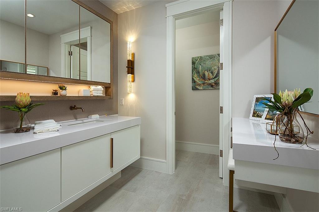 MANGROVE BAY - Residential