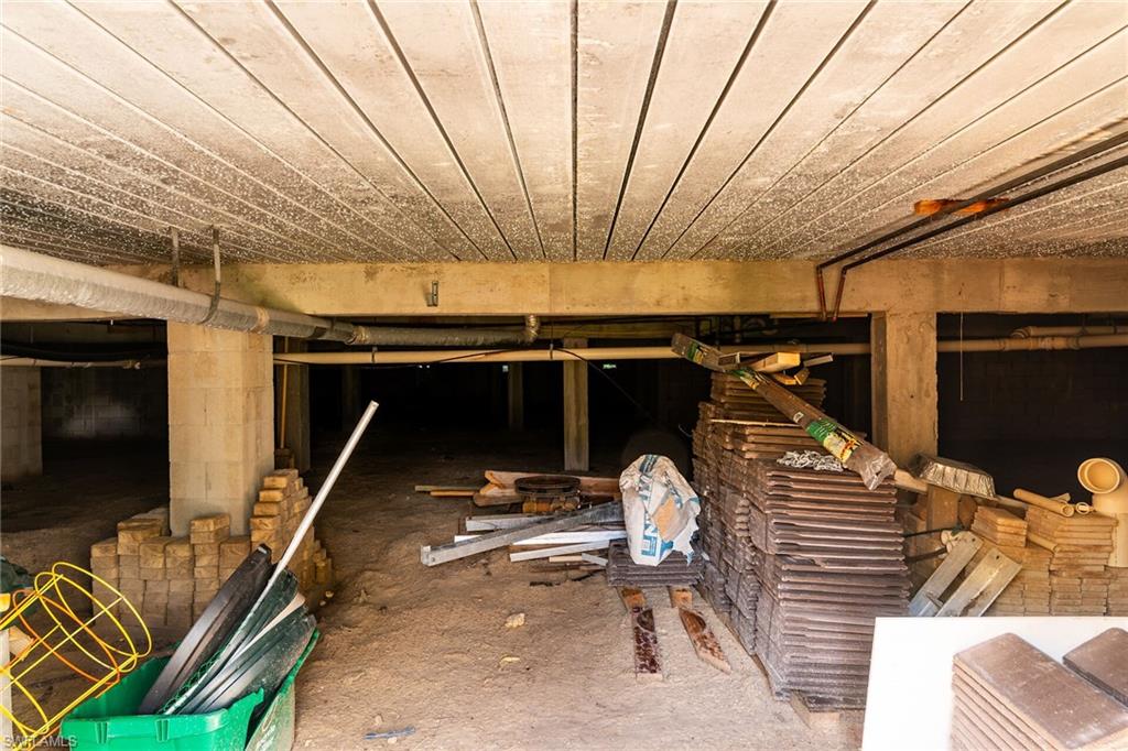 MARCO BEACH - Residential