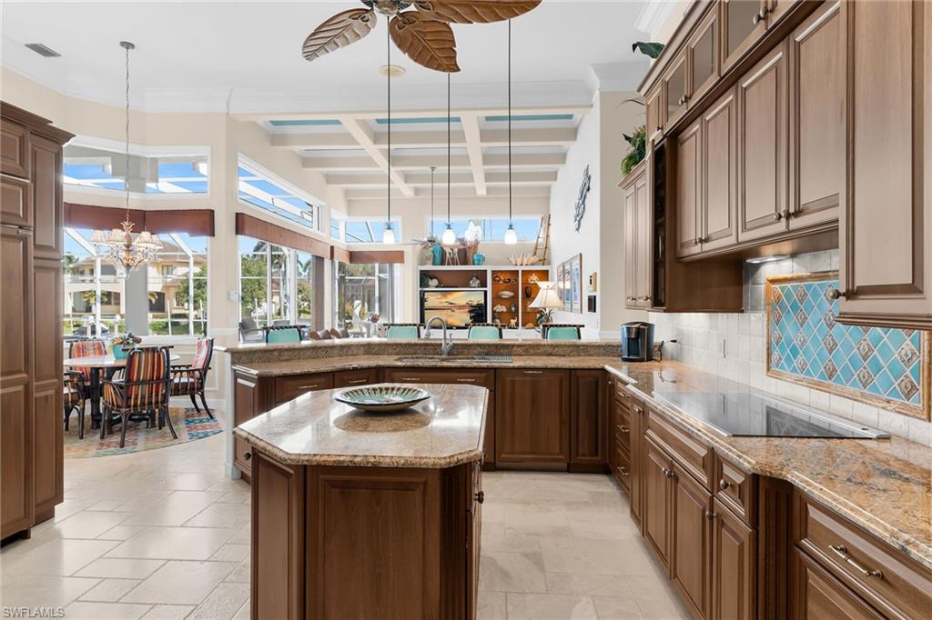 MARCO BEACH - Residential