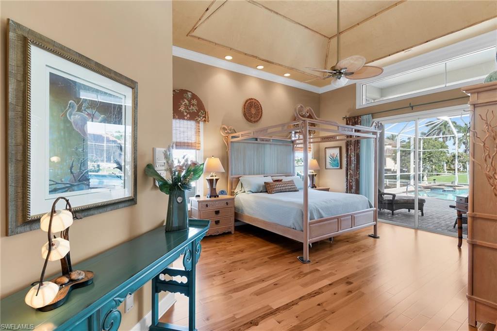 MARCO BEACH - Residential