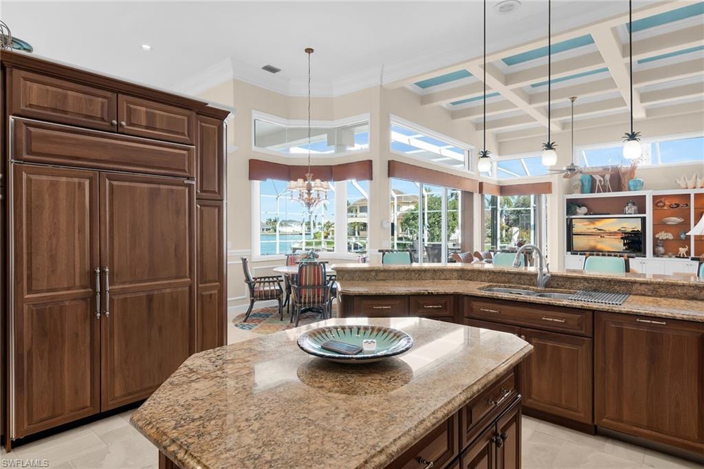 MARCO BEACH - Residential