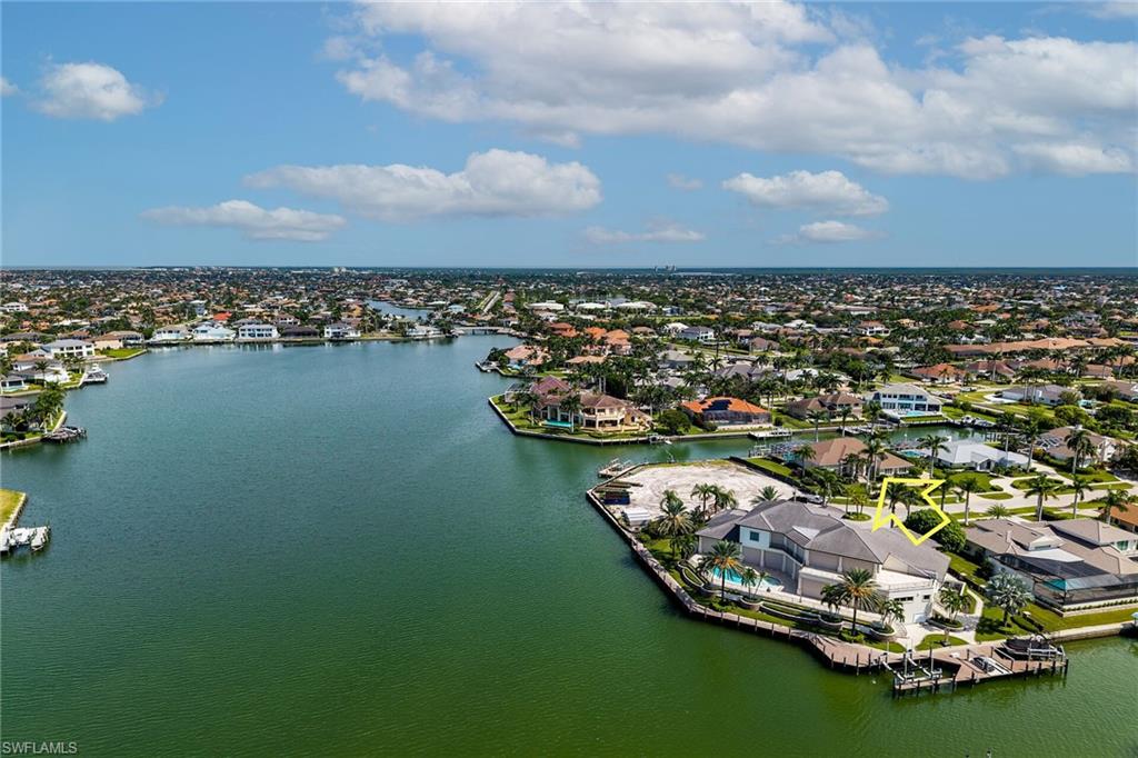 MARCO BEACH - Residential