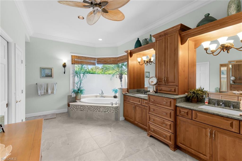 MARCO BEACH - Residential