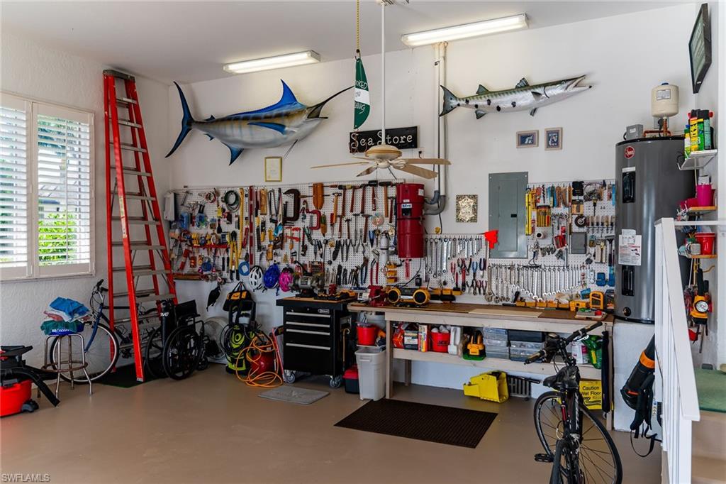 MARCO BEACH - Residential