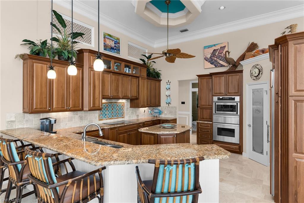 MARCO BEACH - Residential