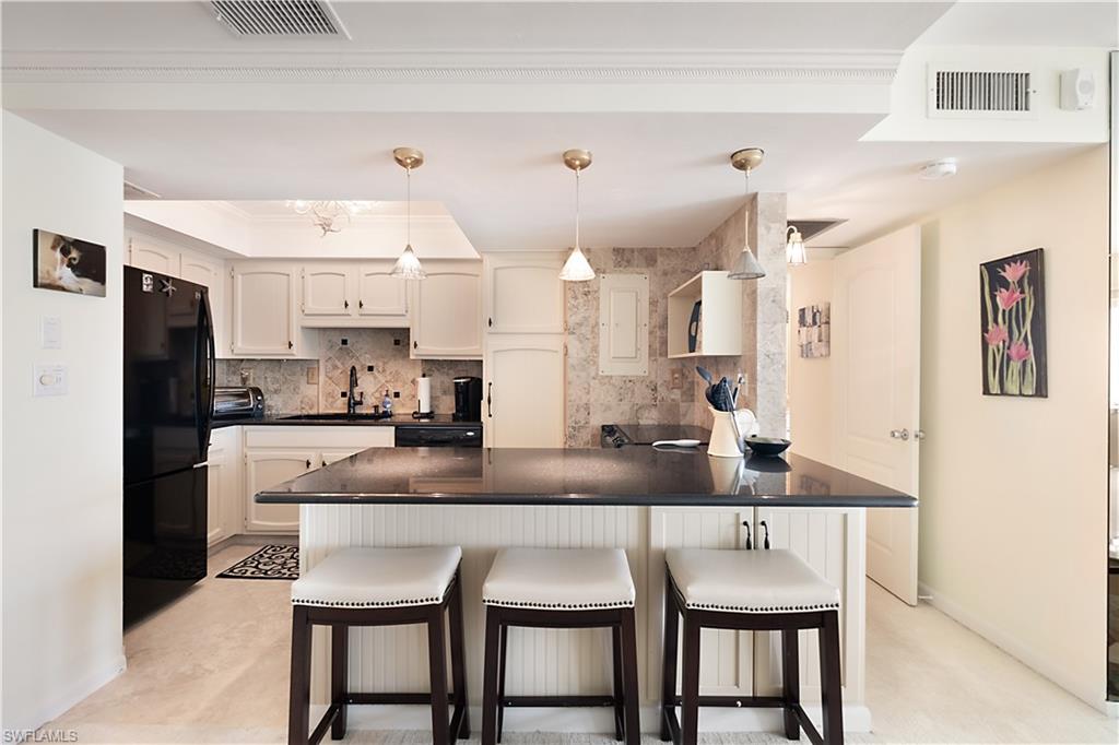 NAPLES CONTINENTAL - Residential