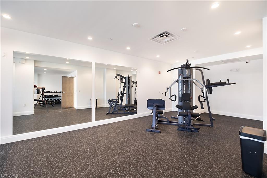 NAPLES CONTINENTAL - Residential