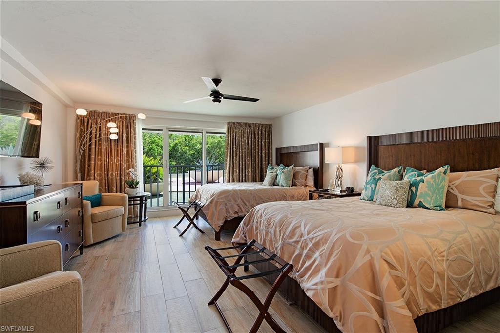 CONTESSA AT BAY COLONY - Residential