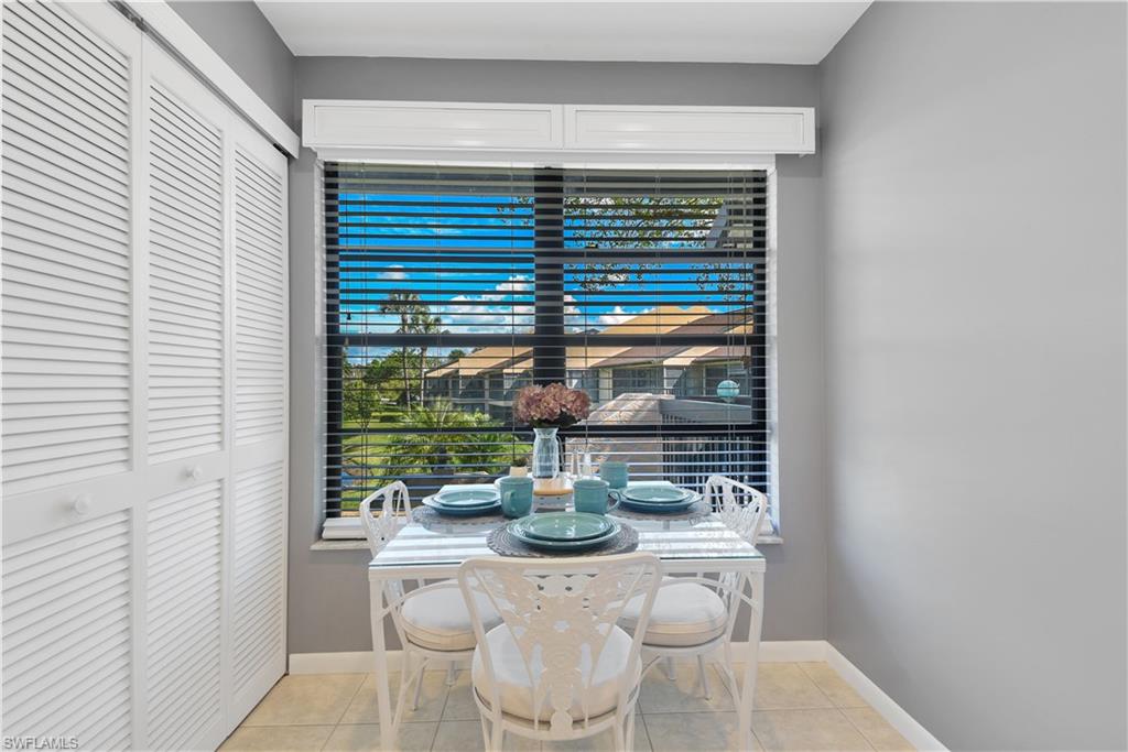 ADMIRALTY YACHT & RACQUET CLUB - Residential