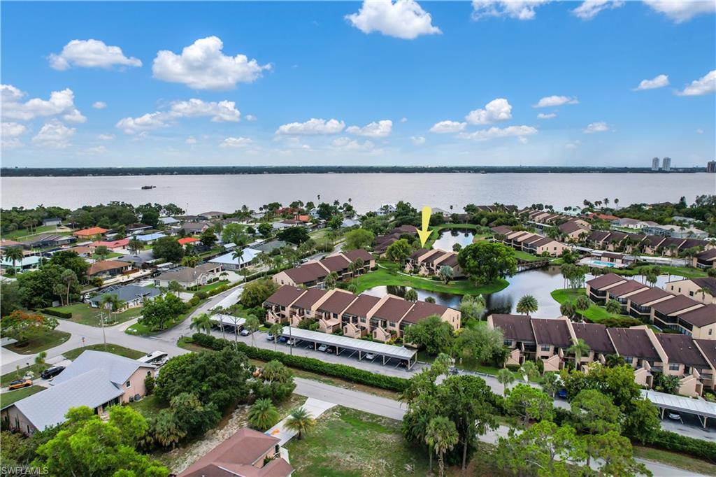 ADMIRALTY YACHT & RACQUET CLUB - Residential