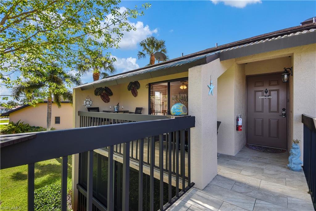 ADMIRALTY YACHT & RACQUET CLUB - Residential