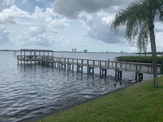 ADMIRALTY YACHT & RACQUET CLUB - Residential