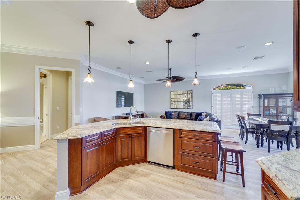 WATER'S EDGE - Residential