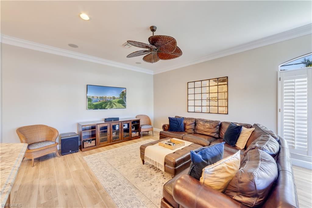 WATER'S EDGE - Residential