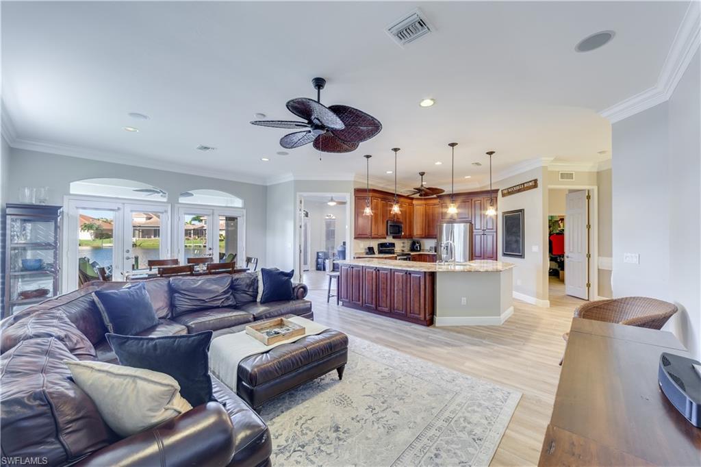 WATER'S EDGE - Residential