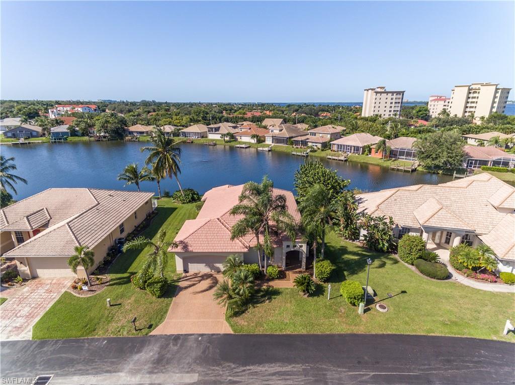 WATER'S EDGE - Residential