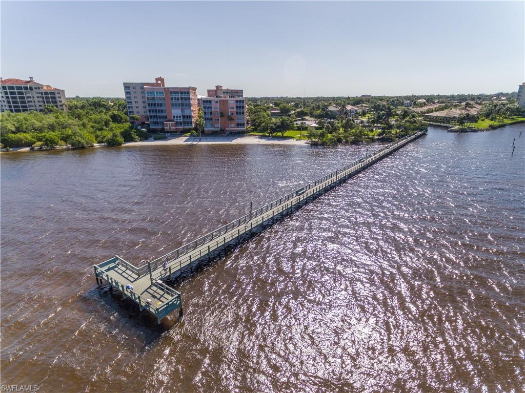 WATER'S EDGE - Residential