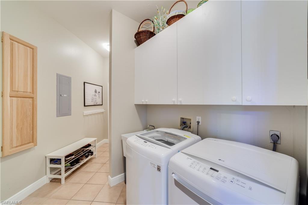 WATER'S EDGE - Residential