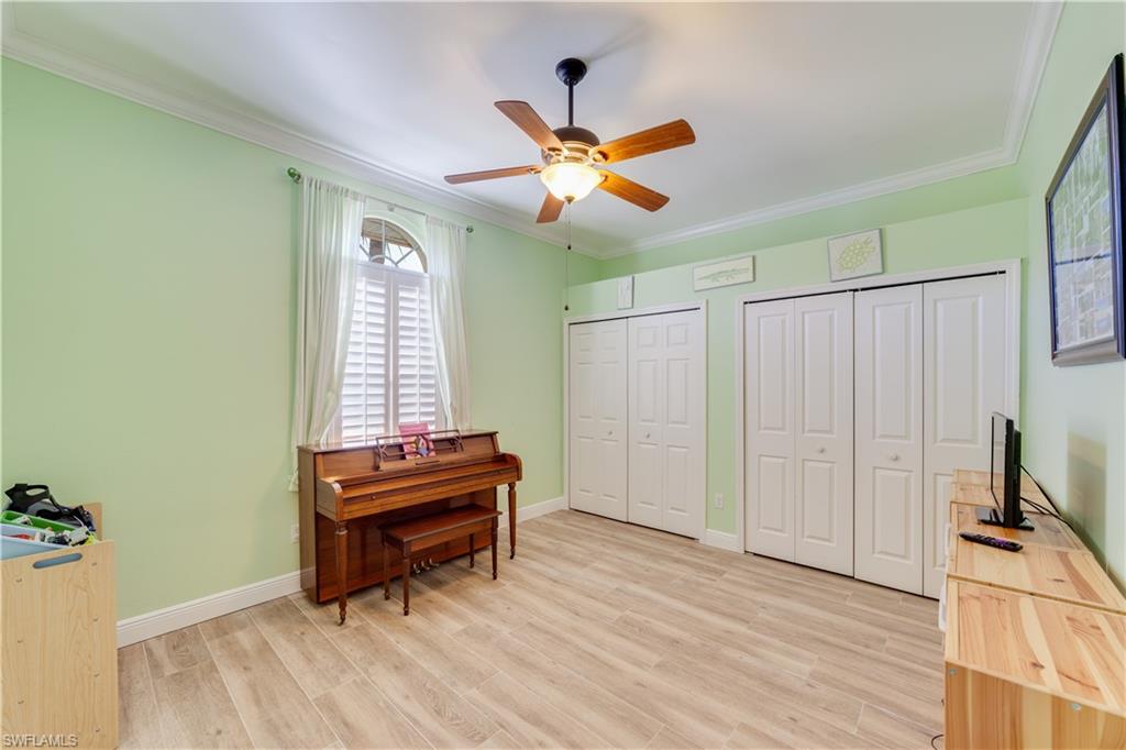 WATER'S EDGE - Residential