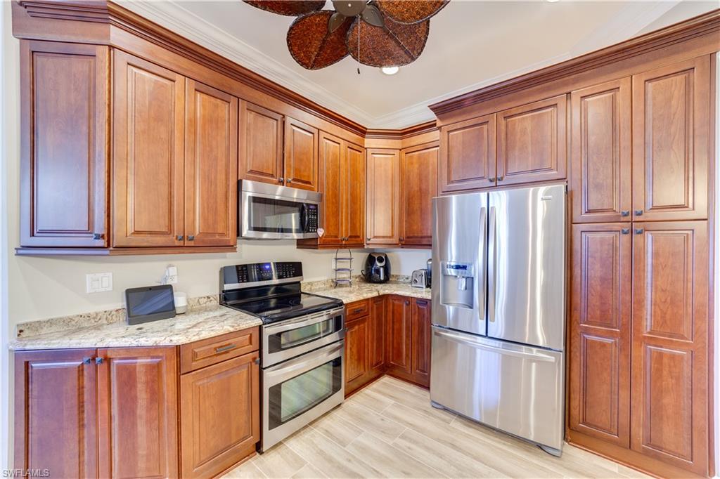 WATER'S EDGE - Residential