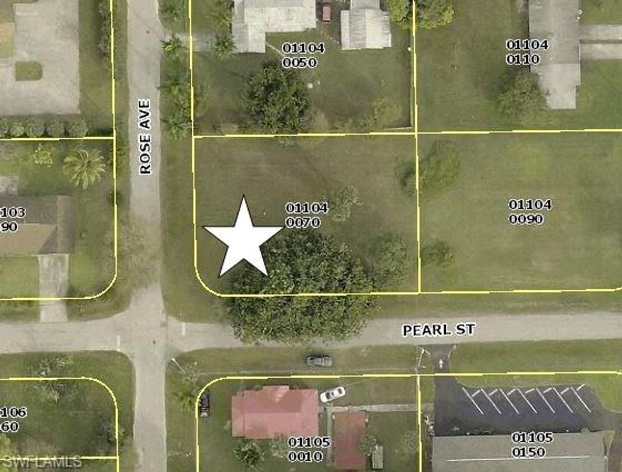 Build your dream home, convenient location close proximity to Terry Park. View is of a vacant lot.